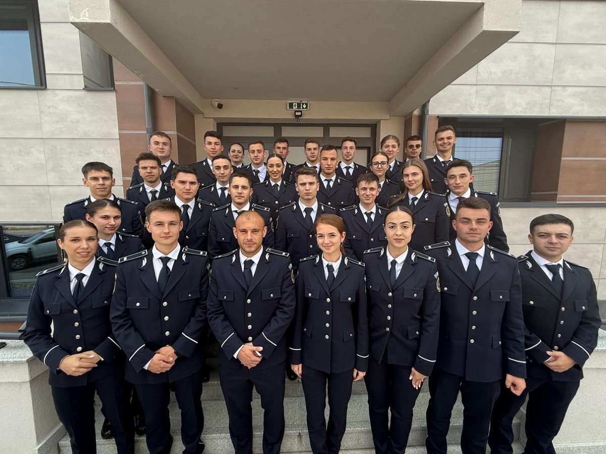 Absolvenți ai școlilor de poliție, încadrați la IPJ Arad