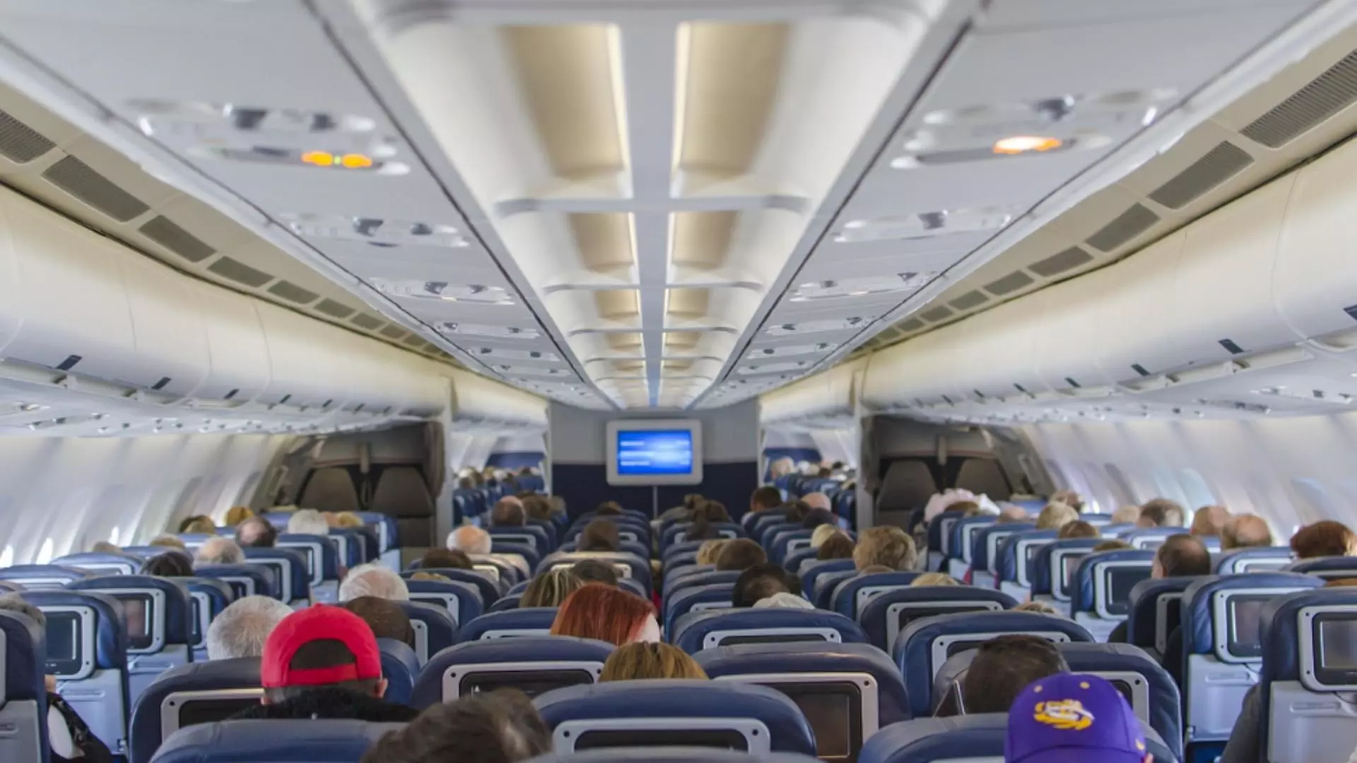 Reguli mai DURE pentru călătoria cu avionul în spațiul UE. Orice solicitant va avea nevoie de autorizație de călătorie