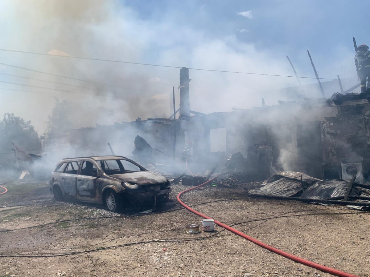 Incendiu in localitatea Zimandul Nou
