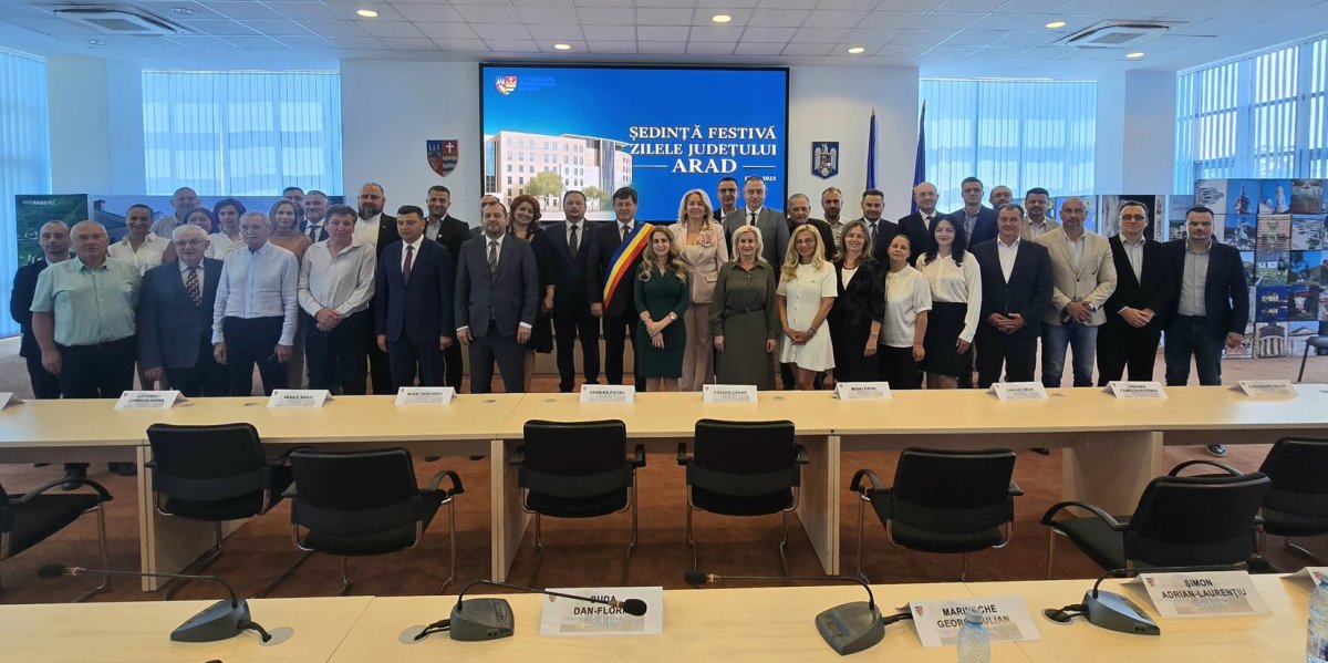 Ședință comună CJA-CLM cu prilejul Zilelor Județului Arad (FOTO)
