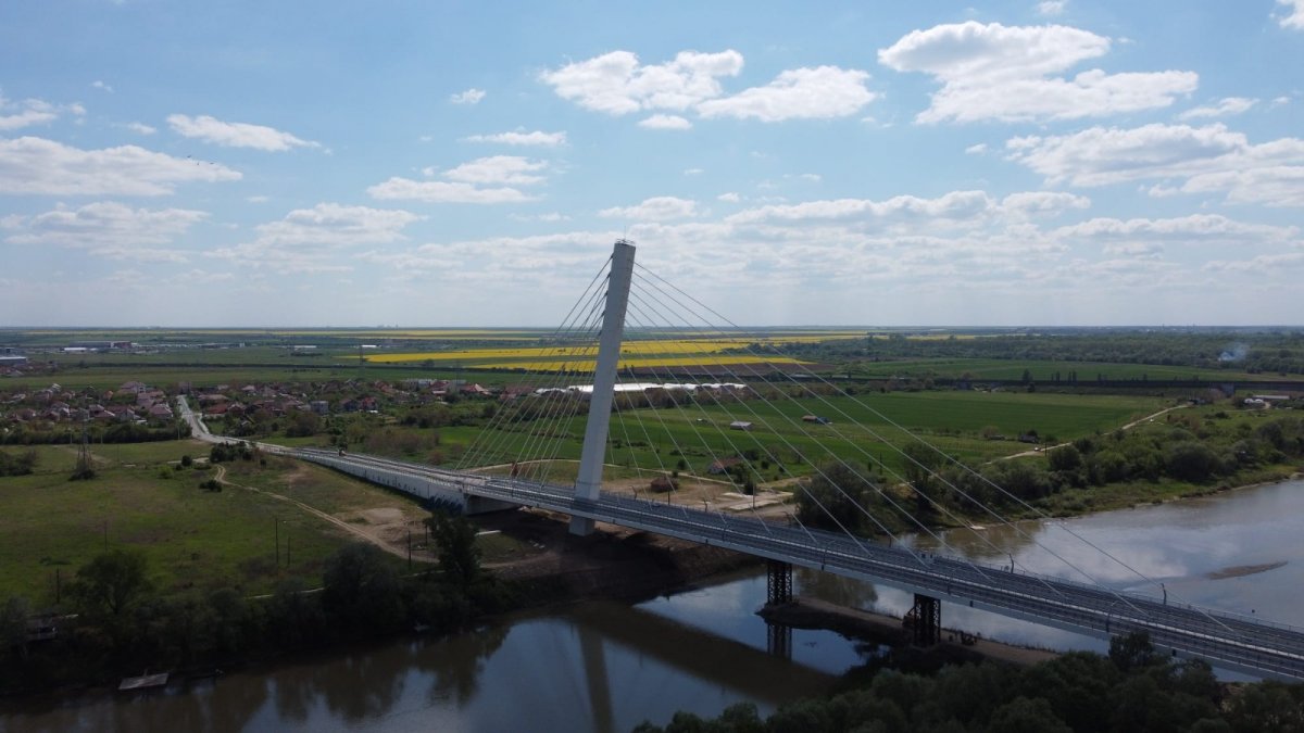 Deschiderea noului pod peste Mureș a fost amânată