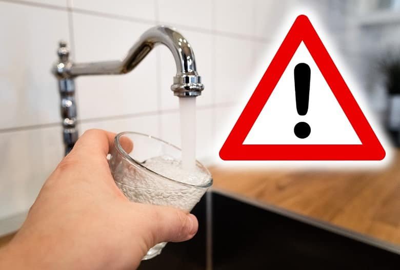 Probleme la rețeaua de apă în Șimand: Compania de Apă Arad anunță lucrări de remediere după o avarie majoră