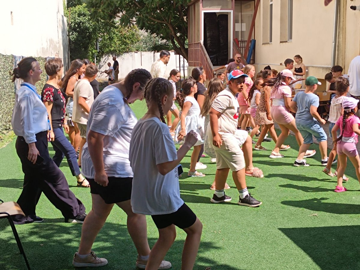 Ziua Mondială a Refugiatului marcată la Arad printr-un eveniment artistic dedicat solidarității (FOTO)