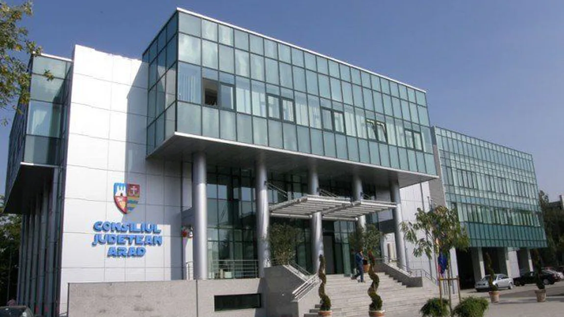 Ședinţa publică a Consiliului Judeţean Arad