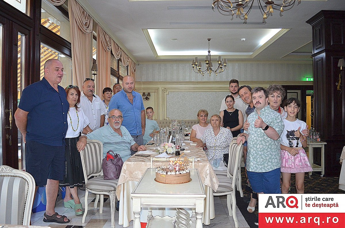 La aniversarea lui Ovi, cel mai tare fan al site-ului arq (Fotoreportaj)