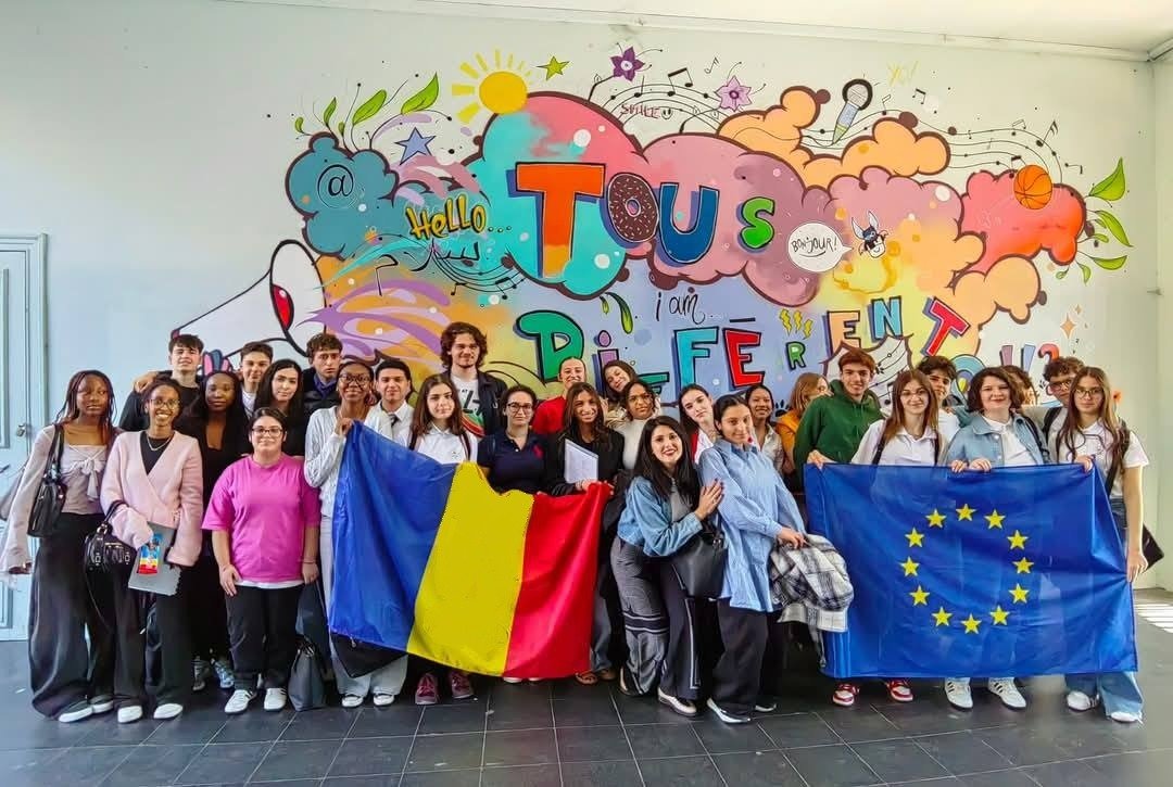 Liceul Teoretic Sebiș - distins cu titlul de „Școală Europeană” la a XX-a ediție a Concursului Național organizat de Ministerul Educației (FOTO)