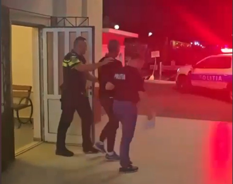 Pungaș prins în gară