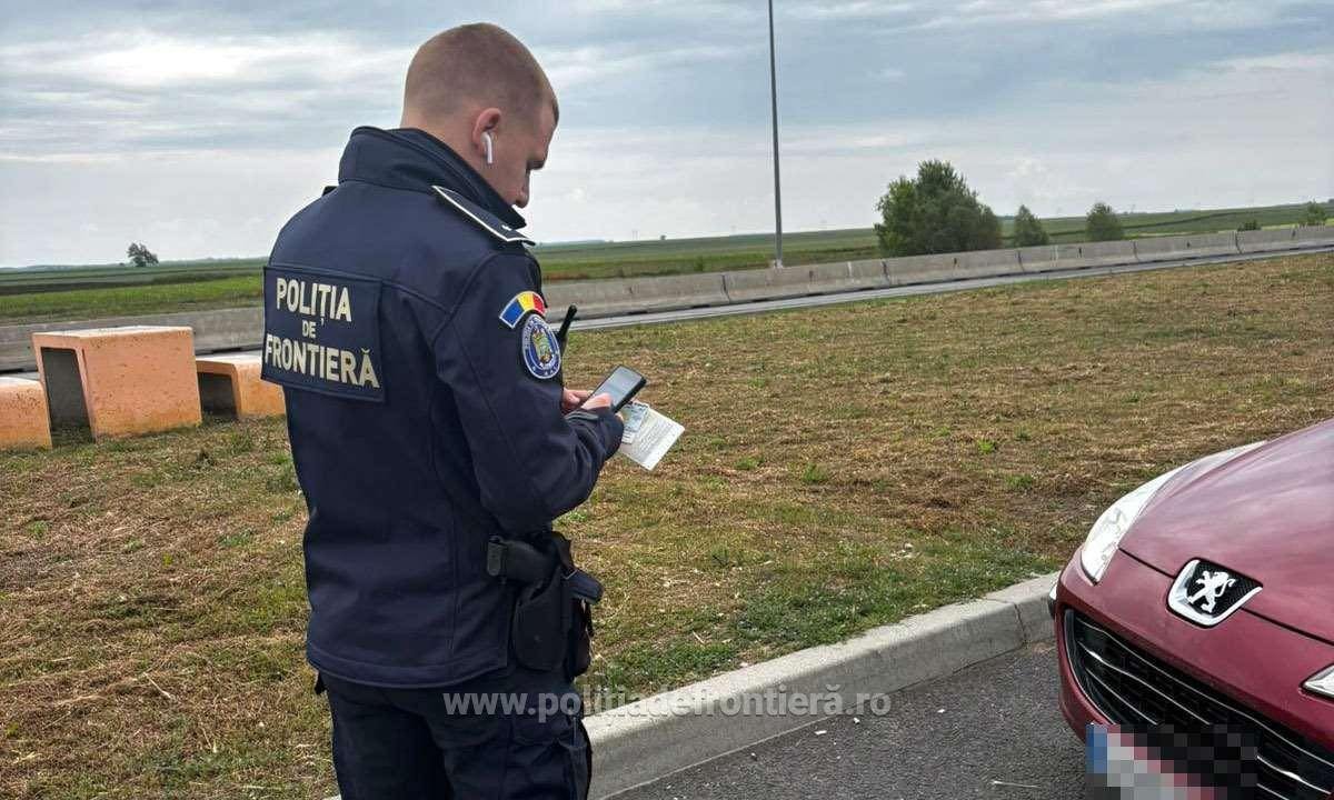 Acțiune în cooperare la frontieră: aproximativ 800 de persoane şi 400 de autovehicule verificate