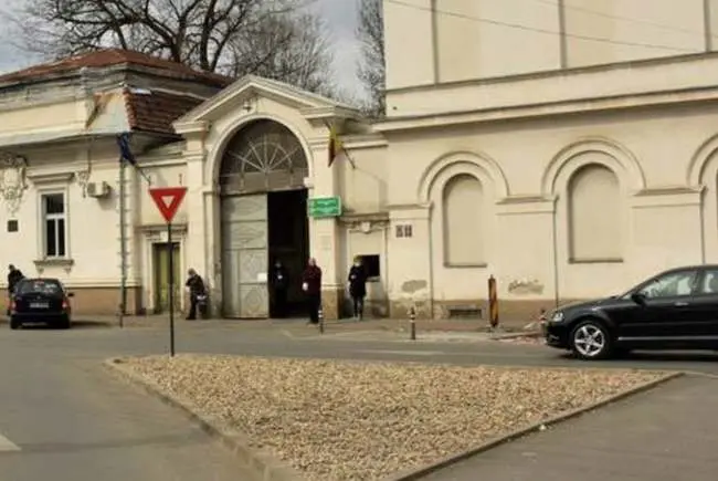 Secția Clinică Medicina Muncii își va desfășura activitatea la etajul I al clădirii din strada Piața Mihai Viteazul