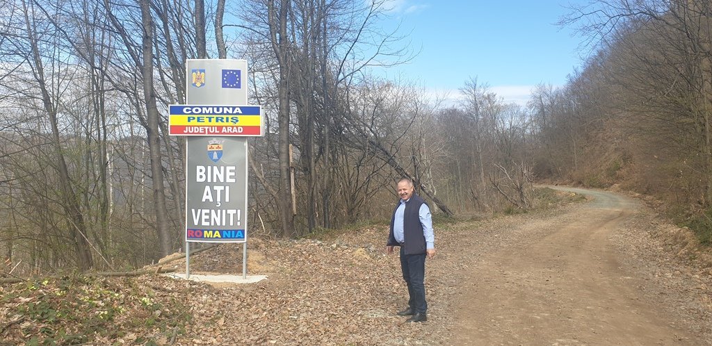Lucrările avansează la „Drumul Regelui”; terenurile limitrofe expropriate urmează să fie scoase din circuitul forestier