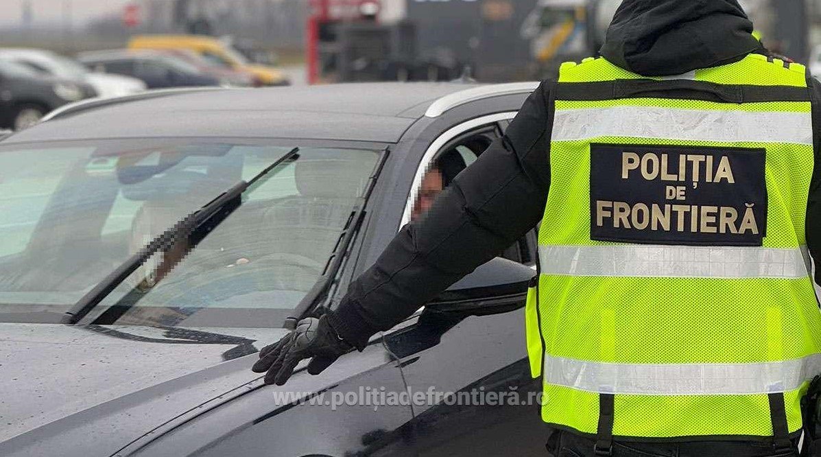 Trei străini fără drept de a călători în Schengen au fost depistați de polițiștii de frontieră