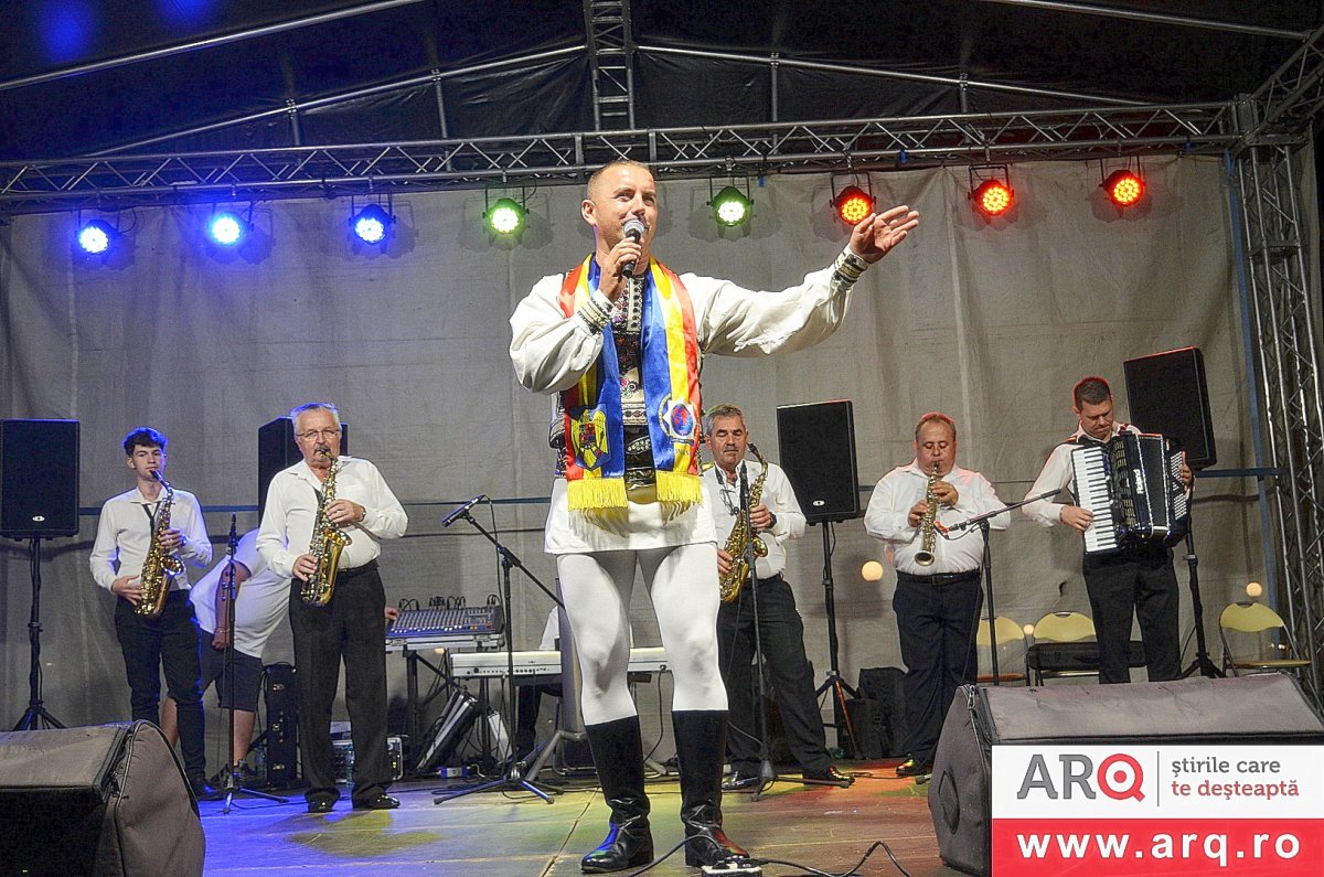 Cântec, joc și tradiție în Parcul „Sfânta Maria” din Micălaca