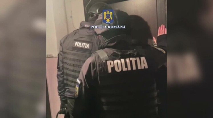 Trei persoane cercetate pentru furturi din magazine în Arad și Chișineu-Criș