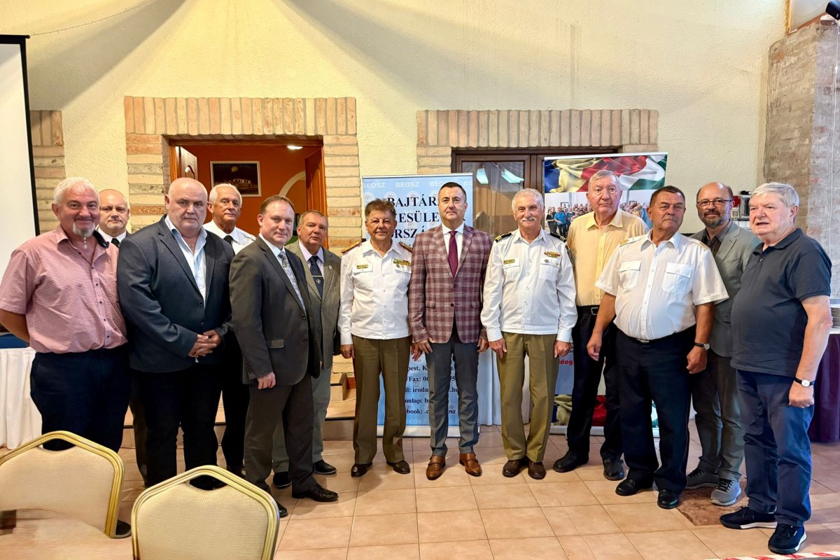 Întâlnirea militarilor rezerviști din Ungaria și România la Szeged 