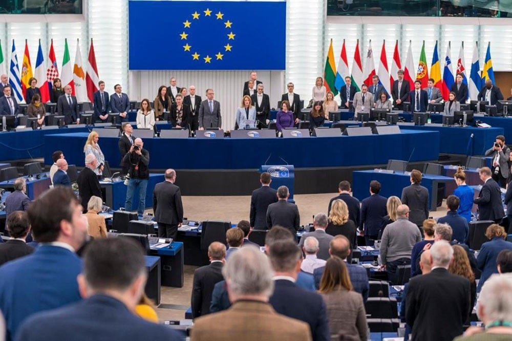 Cine sunt eurodeputații români care s-au abținut de la vot în Parlamentul European când s-a pus în discuție combaterea abuzului sexual asupra copiilor