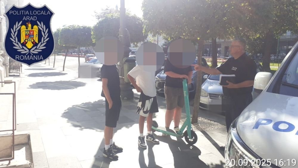 Jonglerie urbană pe Revoluției: trei adolescenți pe o trotinetă și amenda Poliției Locale
