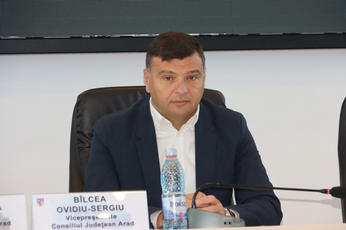 Sergiu Bîlcea: „Cedăm comunităților drumurile de interes local”