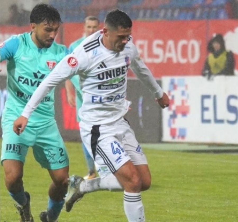 Lupte în mocirlă: FC Botoșani se impune cu 2-1 în fața Bătrânei Doamne și urcă pe primul loc în Superliga