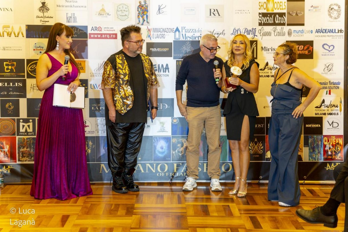 Modelele coordonate de Andreea Cormier-Wacker, succes remarcabil la Milano Fashion Days și Milano Fashion Official