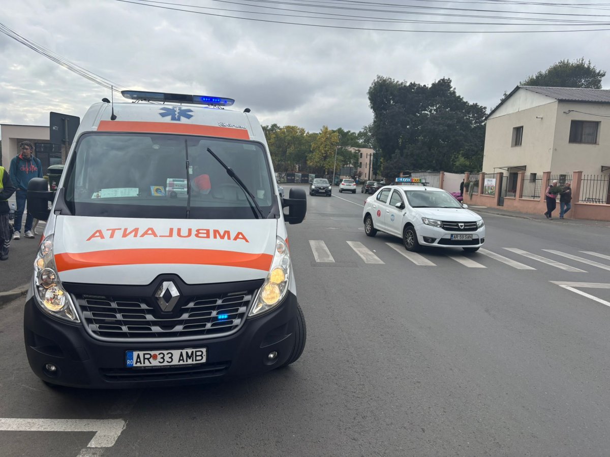 Biciclist accidentat în urma unei coliziuni petrecute în municipiu