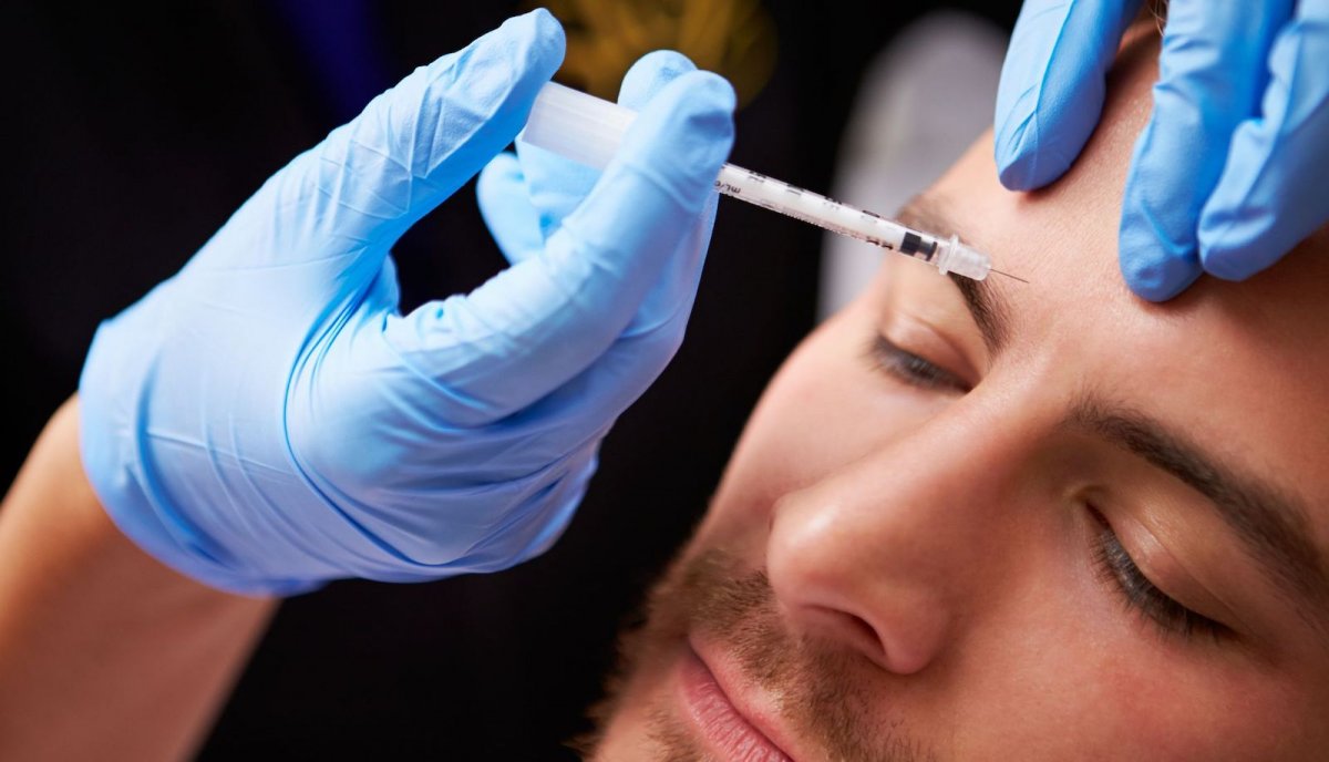 Botox pentru bărbați: tot ce trebuie să știi înainte de prima procedură