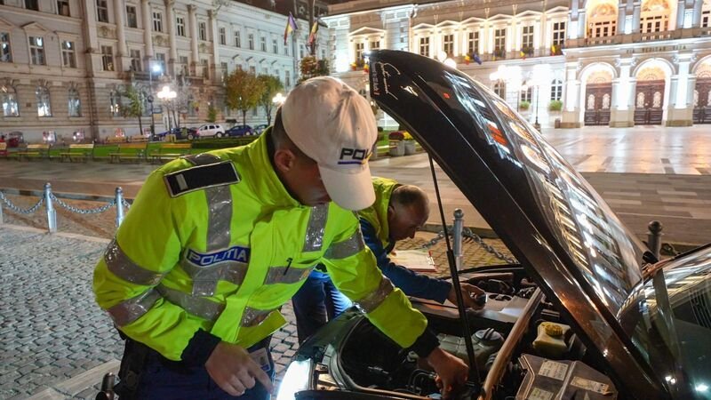 Razie fulger în municipiu: 62 de mașini luate la puricat, patru certificate retrase și amenzi de peste 7.000 de lei (FOTO)