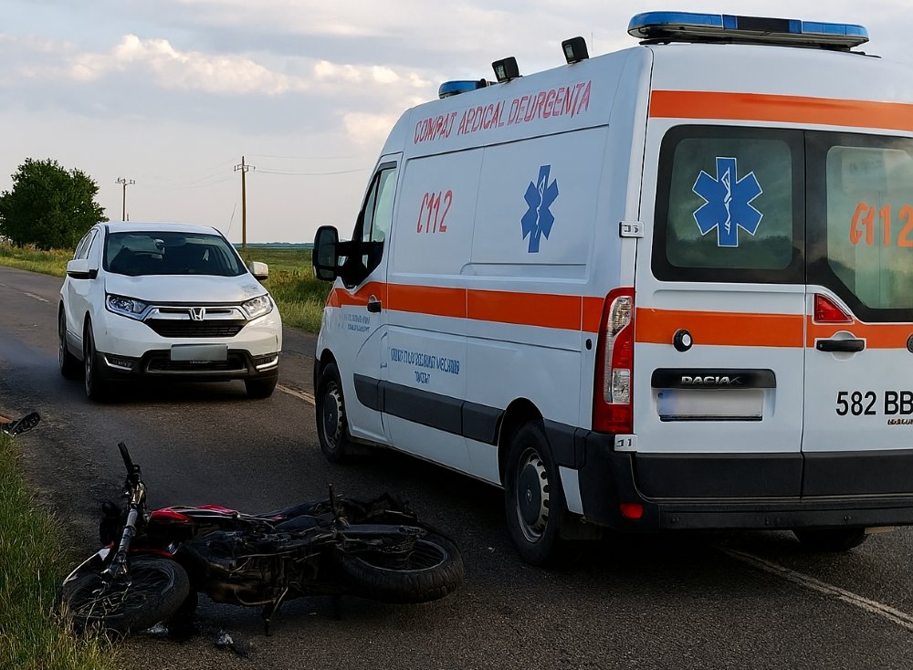 Accident la Șiria: motociclist rănit, transportat de urgență la spital