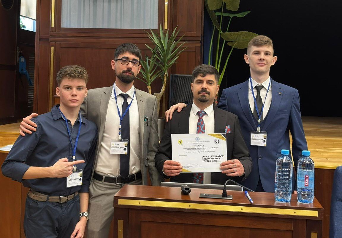 Imaginează-ți Aradul de mâine, azi: echipa coordonată de prof. ing. Dennis Frențiu de la Facultatea de Inginerie a UAV, pe primele două locuri la un concurs găzduit de Academia Navală (FOTO)