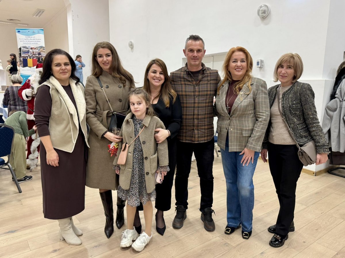 „Întoarce-te la... tine”: târguri caritabile organizate la Arad și Curtici (FOTO)