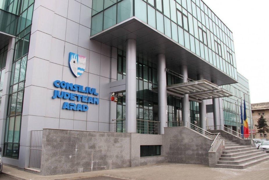 Relocări de fonduri pentru comunele arădene