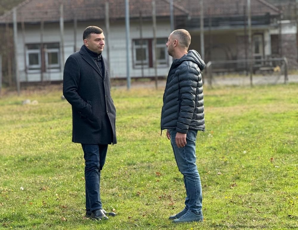 Consiliul Județean modernizează baza sportivă de la Moneasa