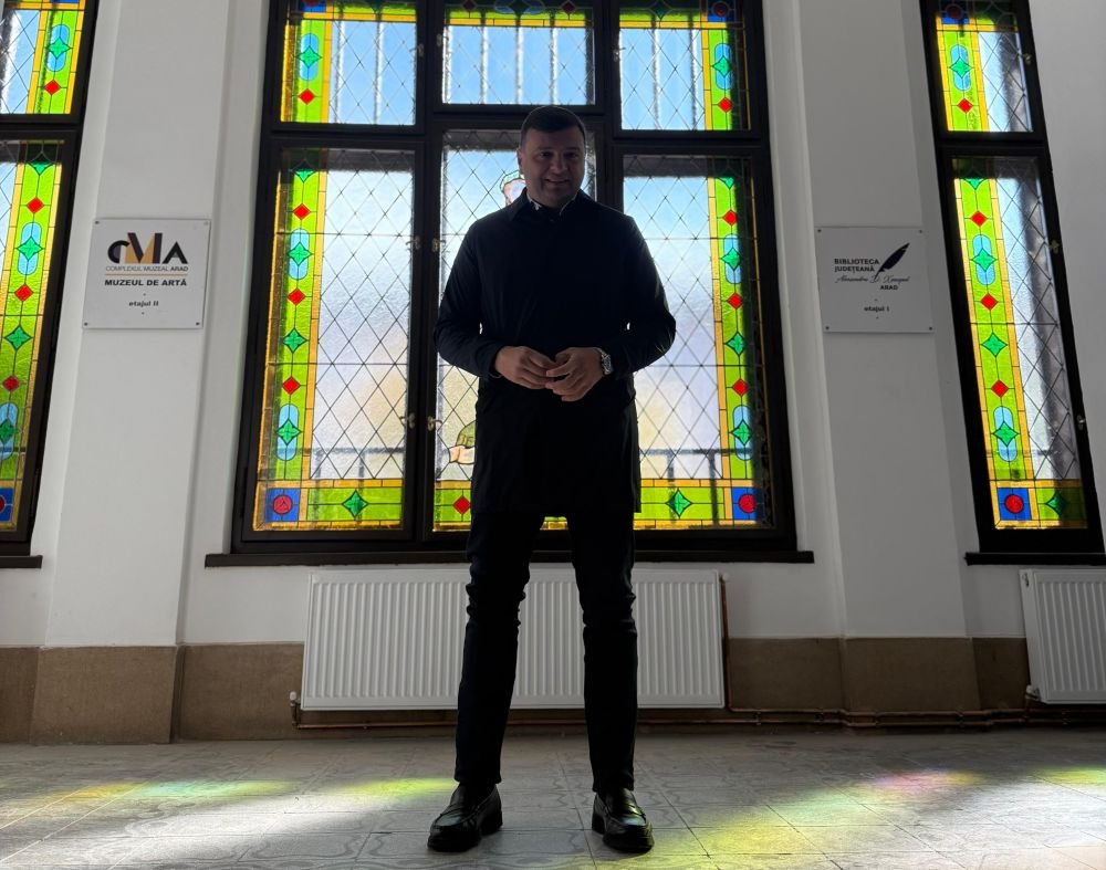 Lucrările de renovare a clădirii Bibliotecii Județene A.D. Xenopol au fost finalizate cu șase luni mai devreme