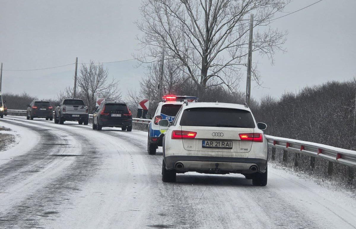 Ce spun reprezentanții CJA despre situația deszăpezirii drumurilor județene