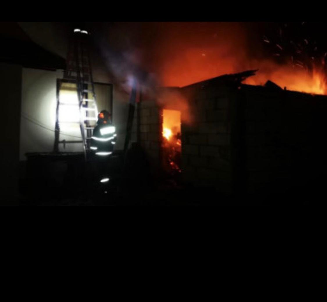Incendiu izbucnit la subsolul unei case din localitatea Nădlac