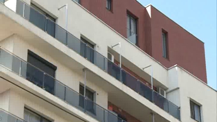 Piața imobiliară din România încetinește în 2026