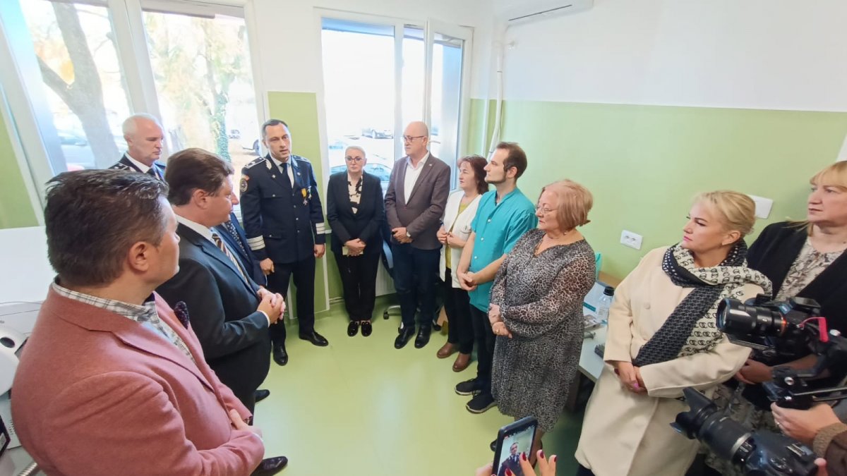 Analize toxicologice de ultimă generație la Arad: peste 200 de substanțe detectate în 15 minute