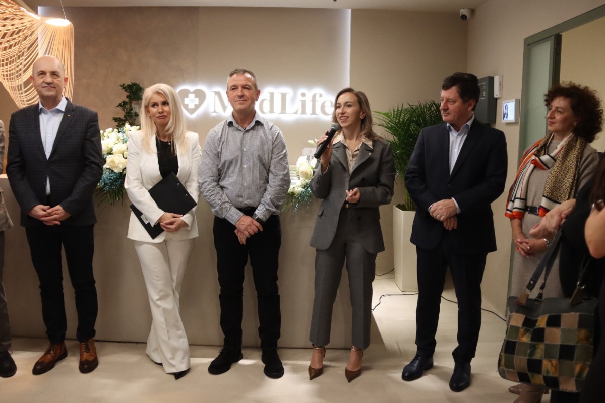 Iustin Cionca, la inaugurarea noii clinici MedLife din Arad: „Performanța privată completează strategic sistemul public de sănătate” (FOTO)