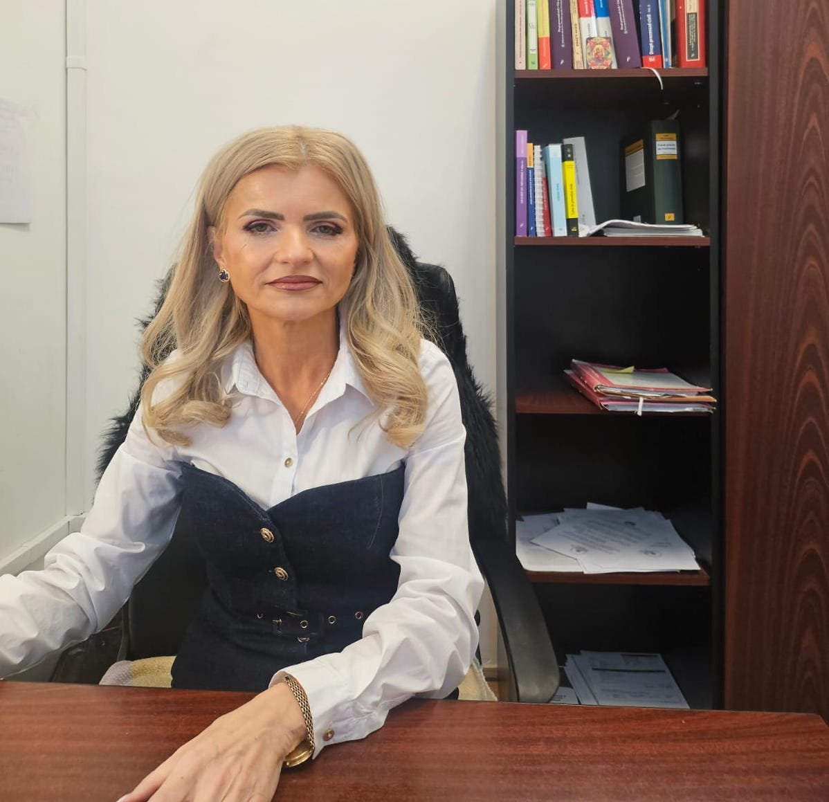 ALUMNI UVVG - LIVIA STURZA : „Dragi studenți, fiți convinși că sunteți la o facultate de prestigiu!”