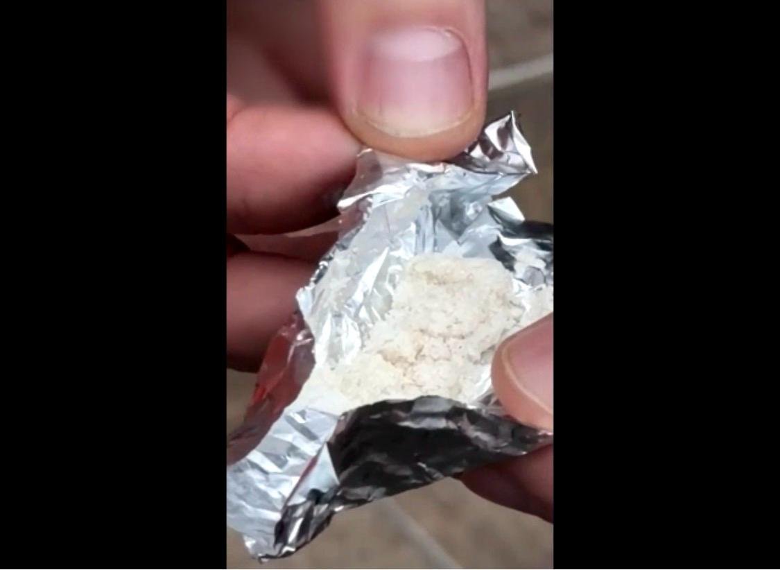 Bărbat găsit cu droguri în Arad