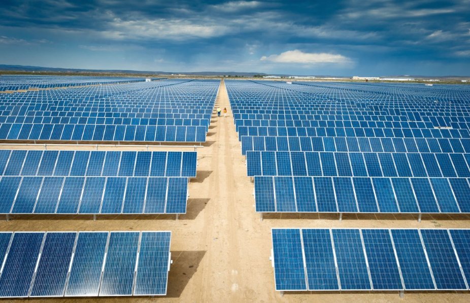 57 de avize pentru construirea de parcuri fotovoltaice -  în ultimii cinci ani, în judeţ