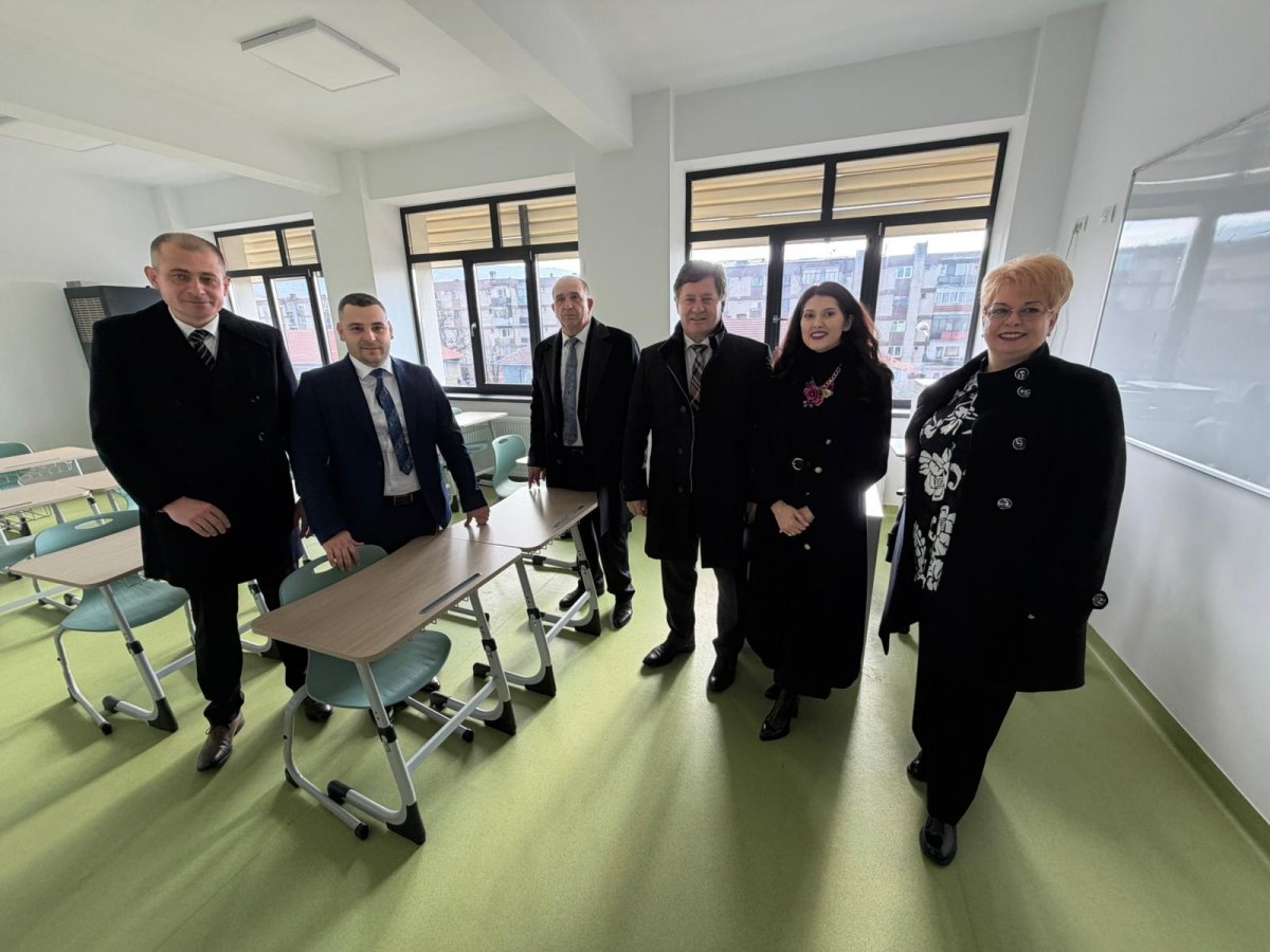  Iustin Cionca: Investiție de milioane de lei în educație, la Sebiș (FOTO)