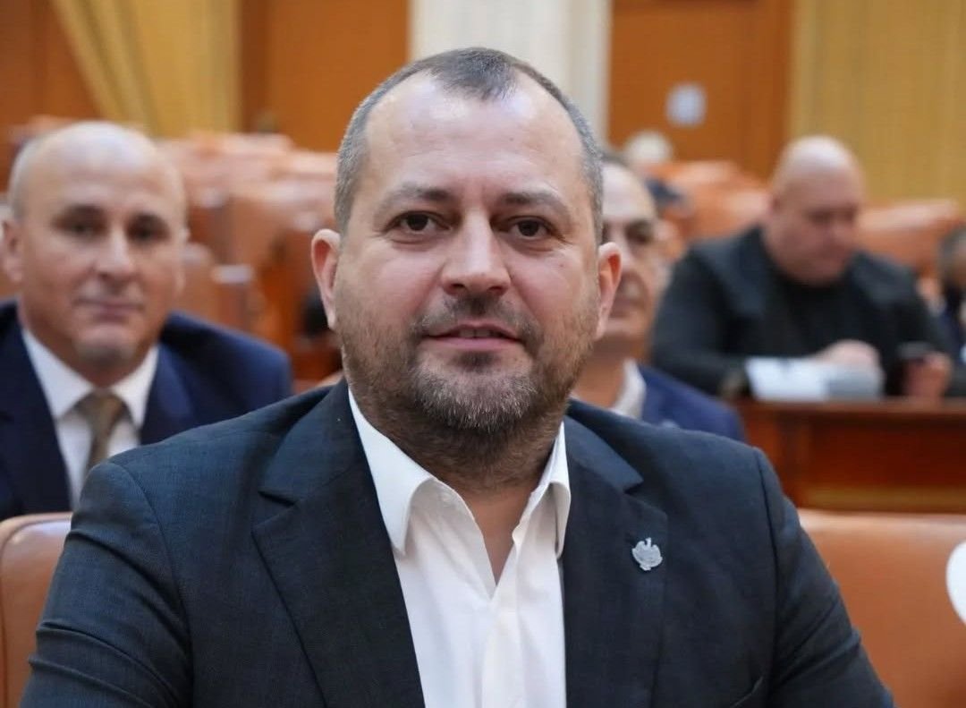 Cetatea Șoimoș - în pragul colapsului; deputatul Răzvan Cadar cere intervenția ministerelor Dezvoltării și Culturii