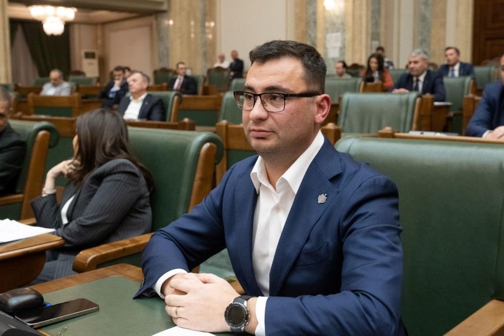 Glad Varga: „Declarațiile lui Sorin Grindeanu par exerciții de opoziție livrate din biroul guvernării”