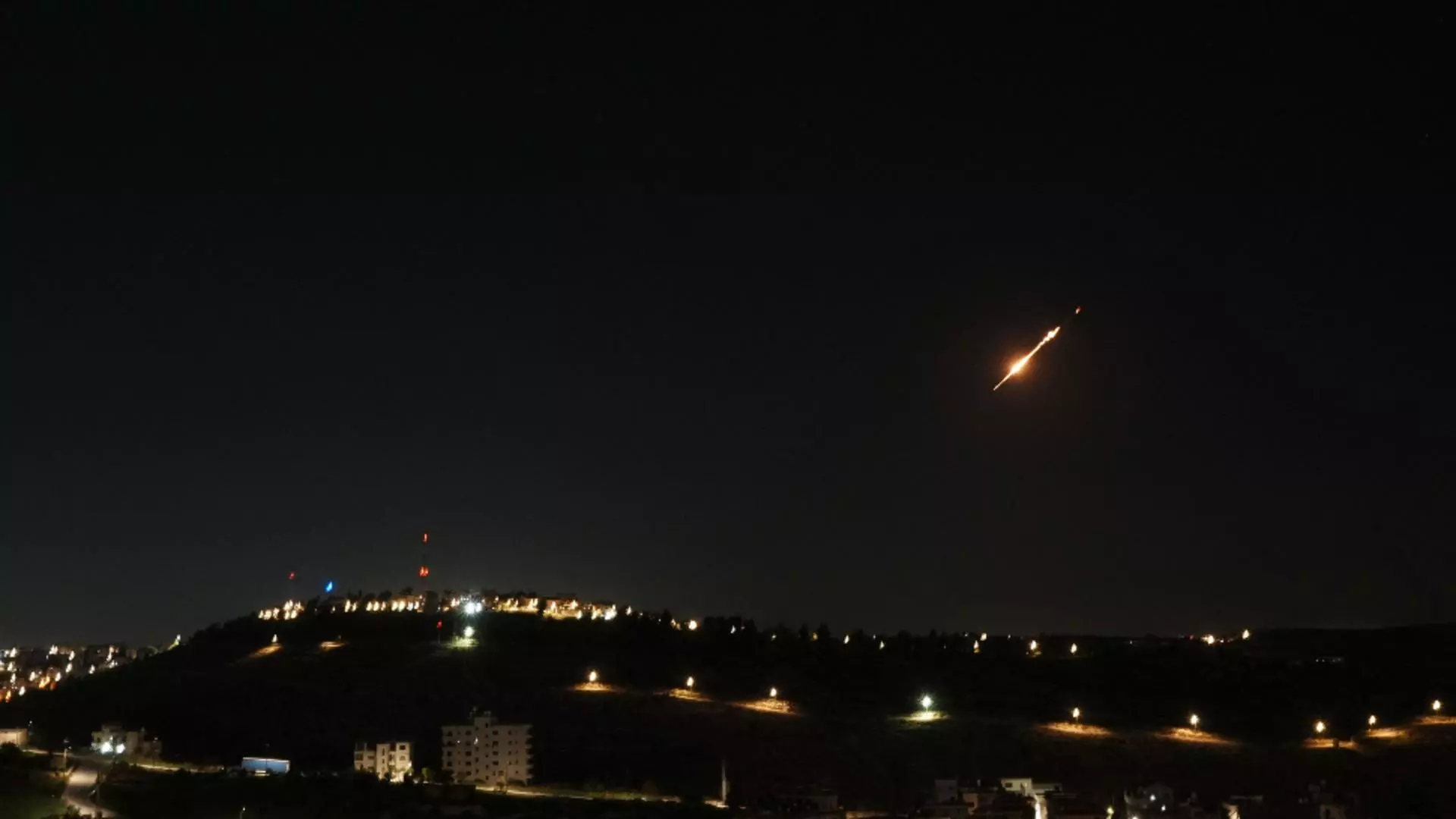 A cincea zi de război Orientul Mijlociu. Alertă de securitate crescută și evacuări masive în Cipru: atacuri în Arabia Saudită și Liban