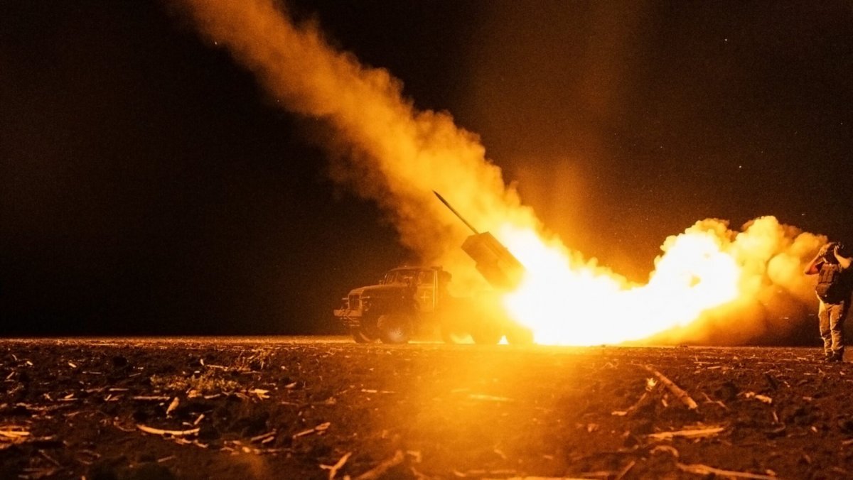 Alertă în Bulgaria după ce Iranul a lansat rachete spre Turcia. Ministrul Apărării a autorizat tranzitul și staționarea forțelor militare aliate