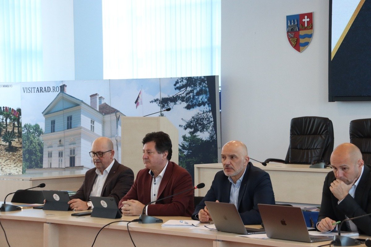 Proiectele europene, dezbătute cu reprezentanții orașelor din județ 