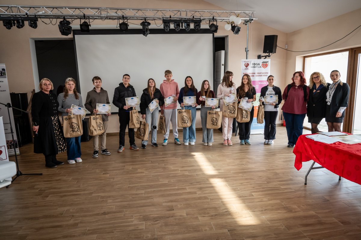 Totul a fost despre bani