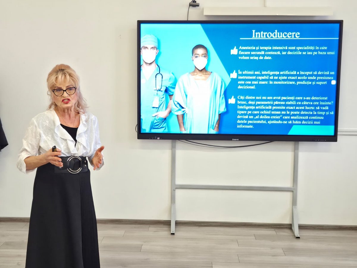 Open Day la Facultatea de Medicină a UVVG Arad „Beneficiile utilizării Inteligenței Artificiale în Anestezie și Terapie Intensivă”