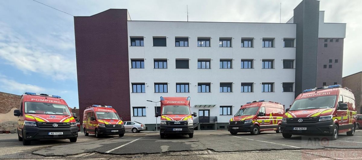 Noi ambulanțe SMURD în dotarea Inspectoratului pentru Situații de Urgență „Vasile Goldiș” al județului Arad
