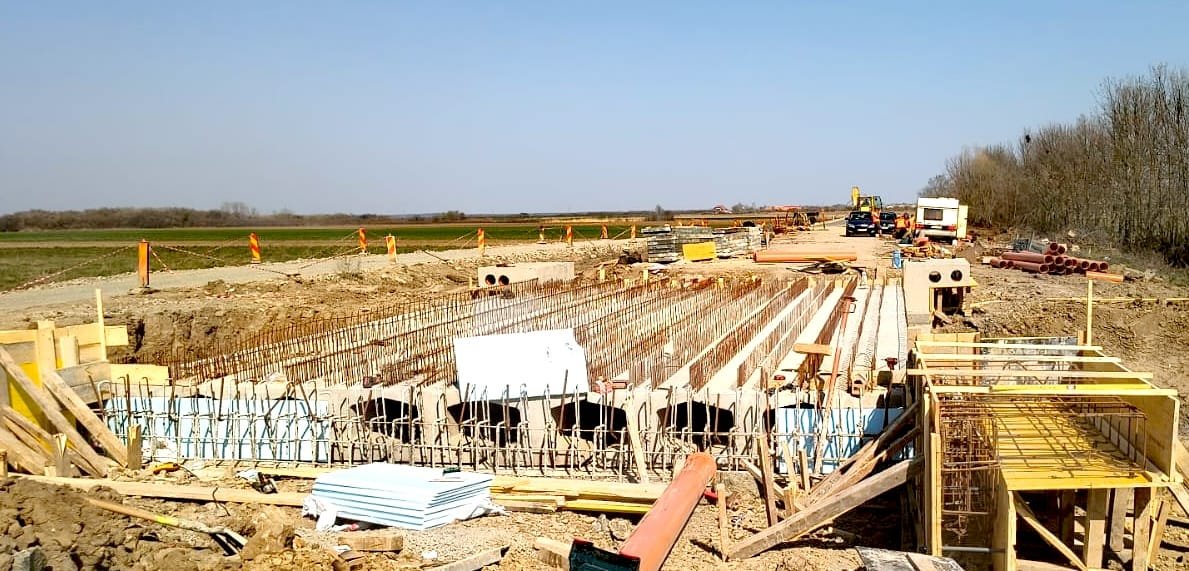 Iustin Cionca: „Cine știe dacă va mai exista vreodată contextul prin care Consiliul Județean a putut aduce fonduri europene de zeci de milioane de euro pentru refacerea drumurilor din nordul județului”